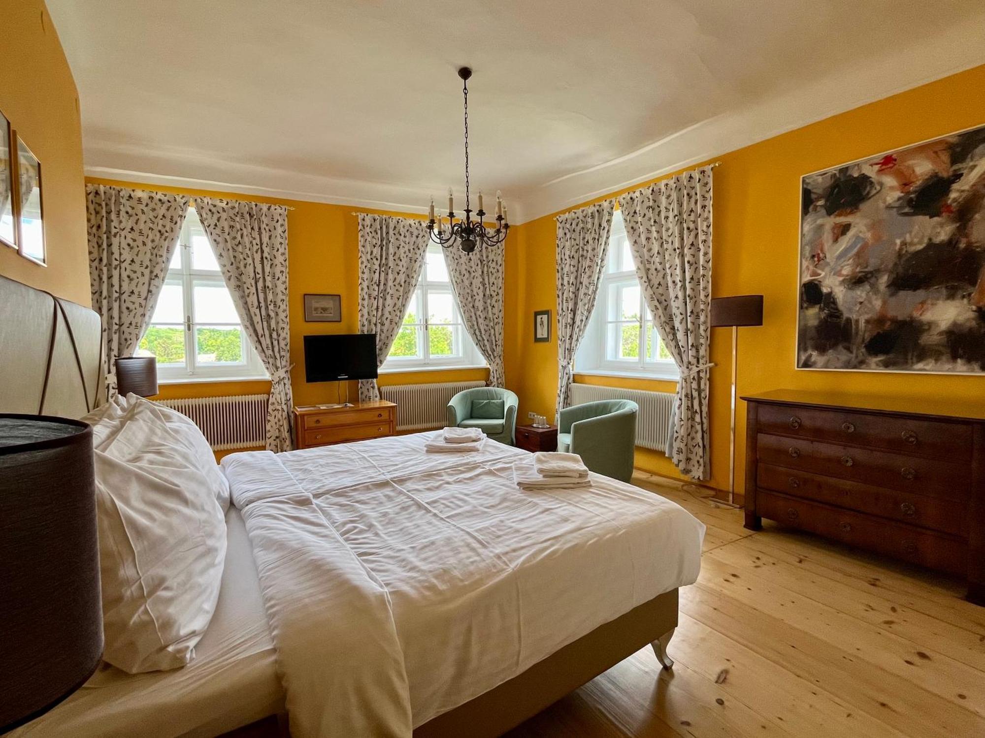 ชลอสส์โฮเต็ล เมลแบร์ก Hotel Mailberg ภายนอก รูปภาพ