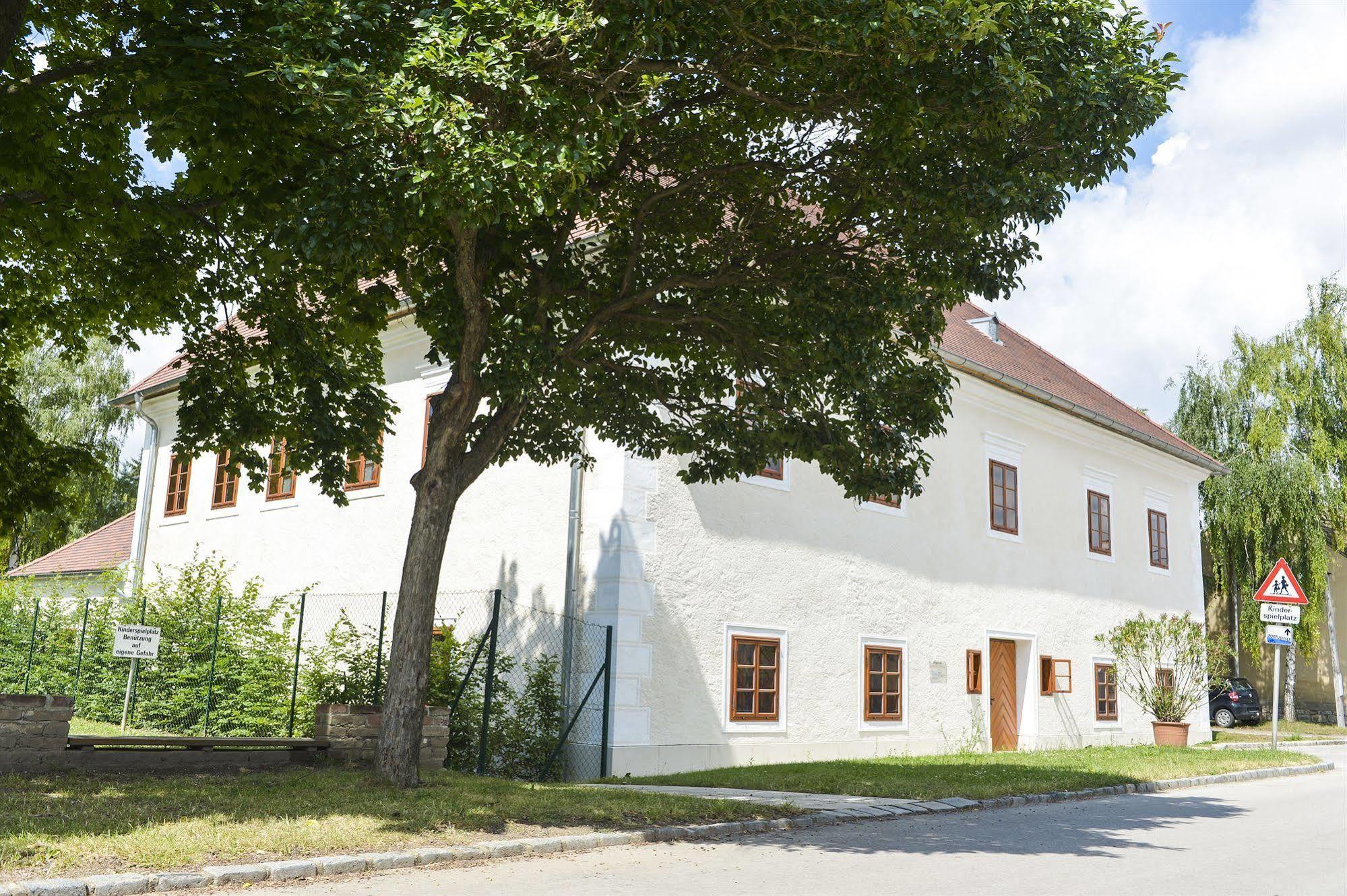 ชลอสส์โฮเต็ล เมลแบร์ก Hotel Mailberg ภายนอก รูปภาพ